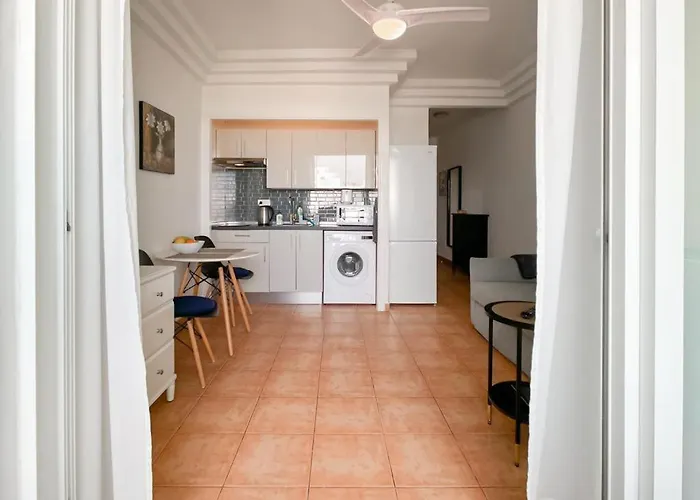 Orlando Fanabe Апартаменти Адехе