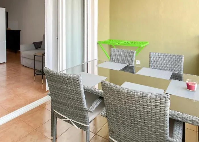 Orlando Fanabe Апартаменти Адехе